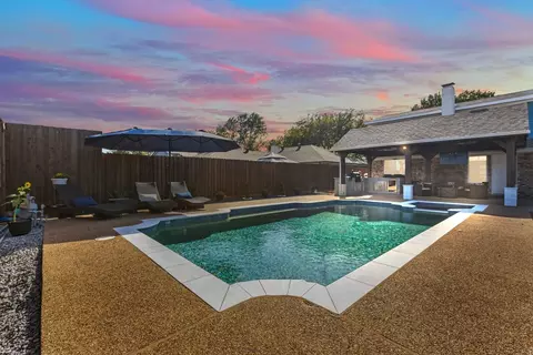5310 Pensacola Dr, Garland, TX 75043