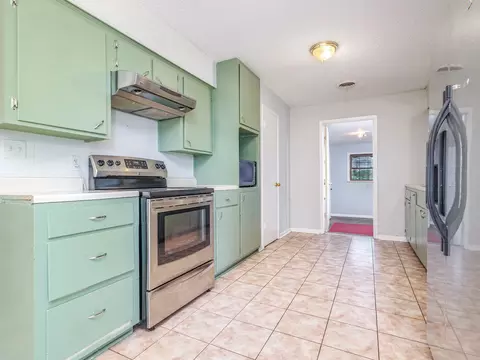 602 E Fitzgerald St, Bangs, TX 76823 photo 7