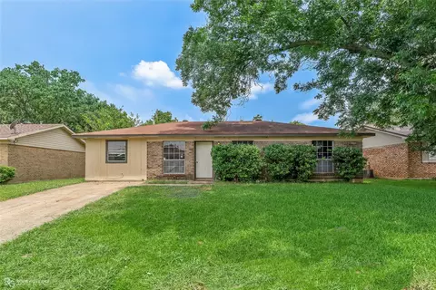1623 Maria St, Bossier City, LA 71112