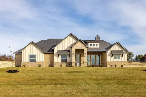 804 Dogwood Rd, Weatherford, TX 76085