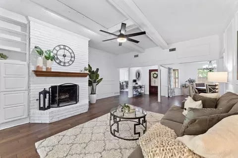 1031 Florence Dr, Duncanville, TX 75116