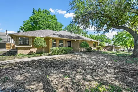 1008 Westgate Dr, Farmersville, TX 75442