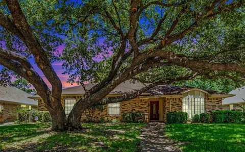 109 Toler Dr, Mesquite, TX 75149