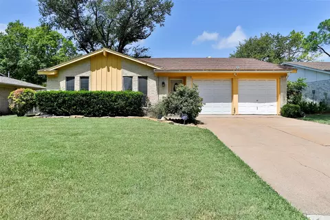 5617 Galway Ln, North Richland Hills, TX 76180