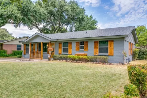 1104 Greenwood Ln, Lewisville, TX 75067