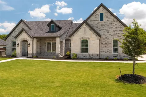 8860 Hidden Pond St, Justin, TX 76247