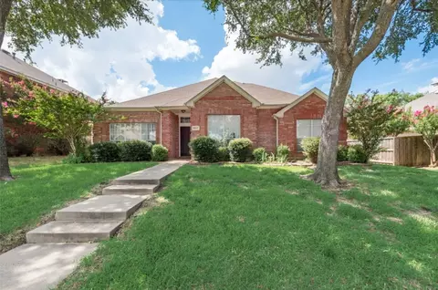 9511 Saddle Dr, Frisco, TX 75035