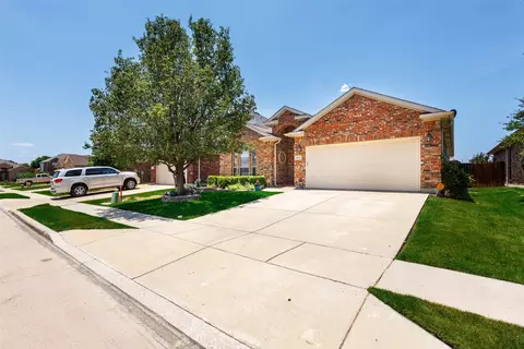6213 Charisma Ct, Fort Worth, TX 76131