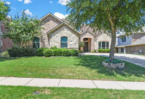 2811 Spring Oaks Dr, Highland Village, TX 75077