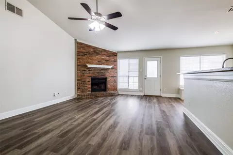 500 Sage Ln, Euless, TX 76039 photo 9