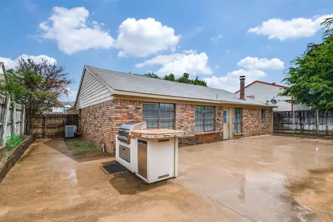 500 Sage Ln, Euless, TX 76039 photo 25