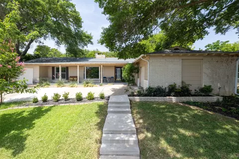 1900 Dakar Rd E, Fort Worth, TX 76116