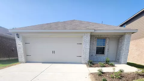 917 Shear Dr, Royse City, TX 75189