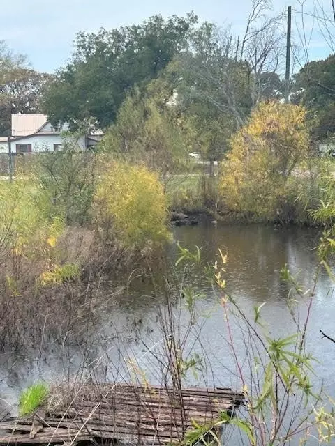 108 Smith St, Eustace, TX 75124 photo 2