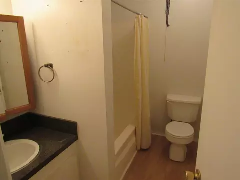 404 Lisa St, Bangs, TX 76823 photo 13