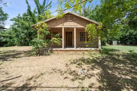 304 N Seaman St, Eastland, TX 76448