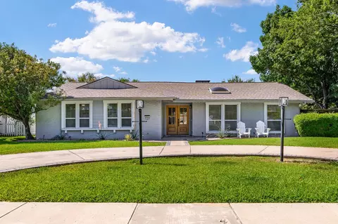 727 Pleasant Valley Ln, Richardson, TX 75080