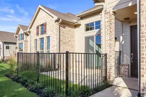 2617 St Helena Ln, Grand Prairie, TX 75054