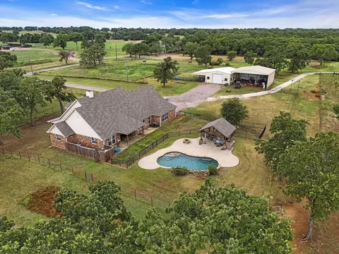 5557 County Road 106, Whitesboro, TX 76273