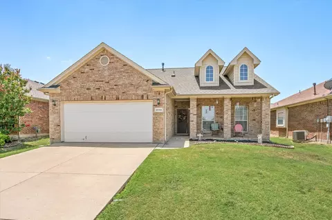 2032 Haylee Dr, Fort Worth, TX 76131