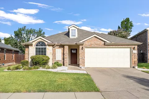 520 Pinto Ln, Forney, TX 75126
