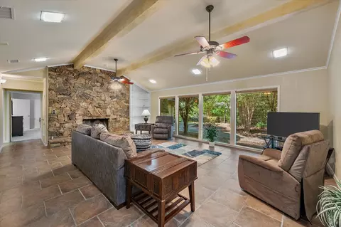 2029 Glenwood Cir, Corsicana, TX 75110
