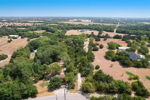 2720 Onward Rd, Midlothian, TX 76065