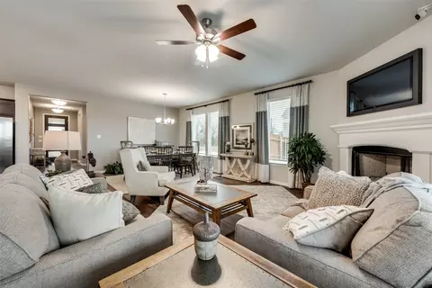 501 Smith Rd, Springtown, TX 76082 photo 11