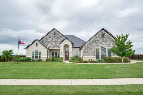 2124 Vanderbilt Dr, Weatherford, TX 76088