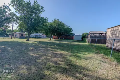 Exterior - 205 Sandy Ln, Clyde, TX 79510 photo 7 of 9