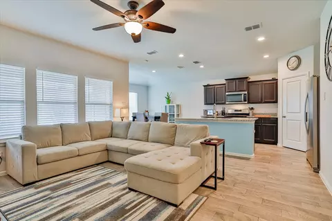 2109 Myrtle Beach Dr, Fort Worth, TX 76108 photo 5