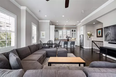 Living - 744 Sid Rich Dr, Irving, TX 75039 photo 2 of 3