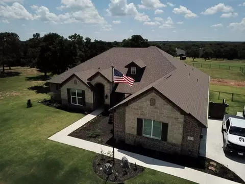 223 Zebra Ct, Poolville, TX 76487