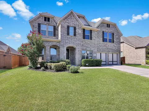 649 Mangrove Trl, Saginaw, TX 76131