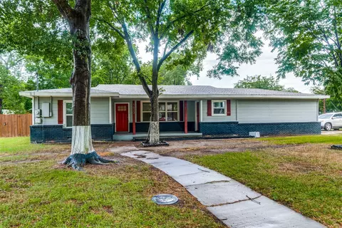 1523 Memory Ln, Dallas, TX 75217
