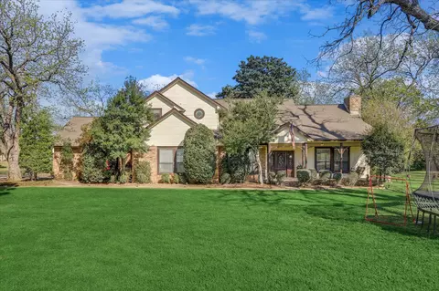 2201 Oak Knoll Ct, Colleyville, TX 76034