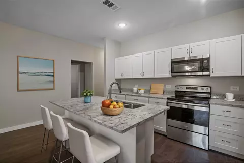 4615 Cherbourg St, Dallas, TX 75216