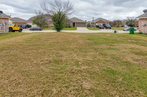 12928 Kingsgate Dr, Rhome, TX 76078