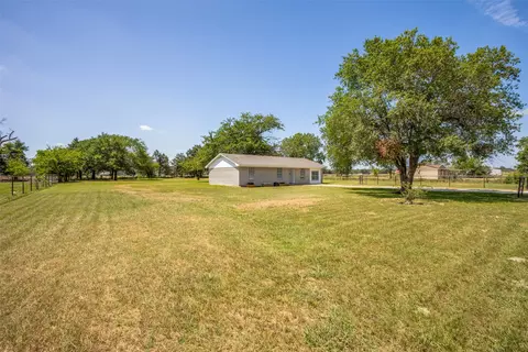 10332 Grabbs Ln, Terrell, TX 75161