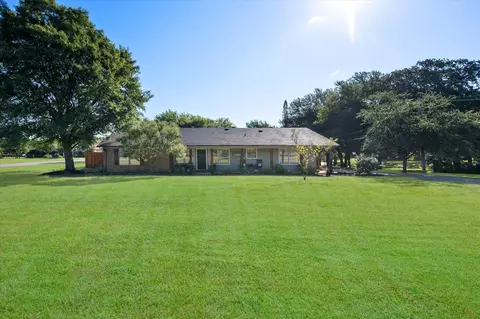 1870 Paul Rd, Mansfield, TX 76063