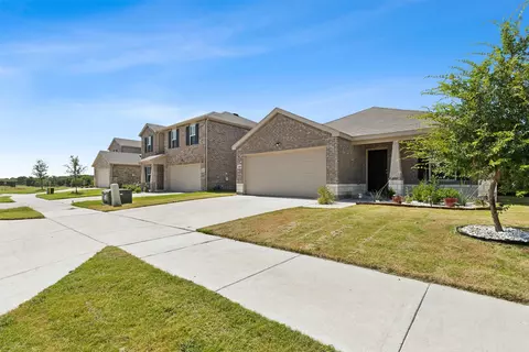 809 Harefield Ln, Haslet, TX 76052 photo 3