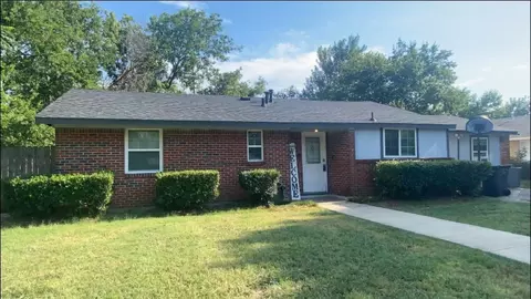 910 Moore Ter, Arlington, TX 76010