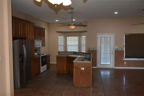1374 Hoff Rd, Windthorst, TX 76389 photo 10