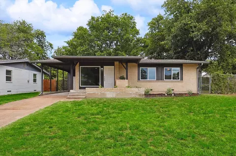 1347 Montague Ave, Dallas, TX 75216