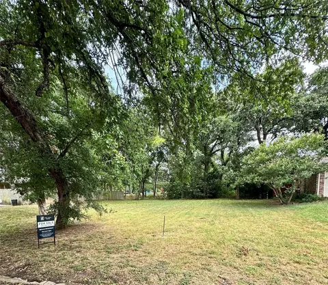 804 Valley View Dr, Arlington, TX 76010 photo 4