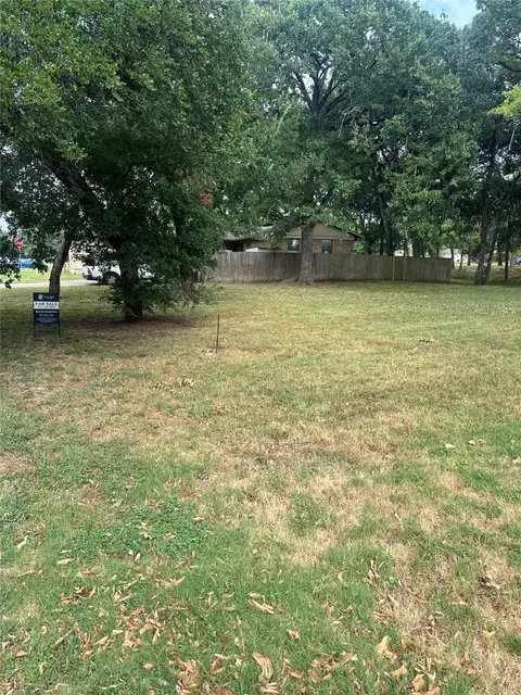 804 Valley View Dr, Arlington, TX 76010 photo 5