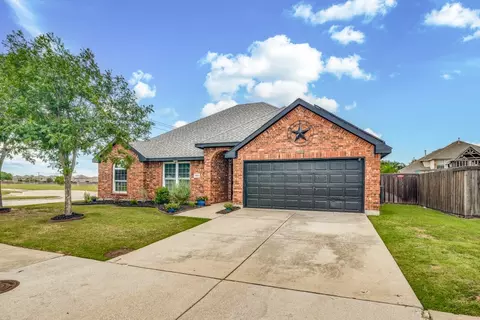 7401 Providence Dr, Rowlett, TX 75089