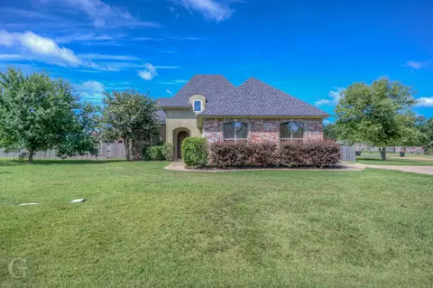 521 Pebble Dr, Haughton, LA 71037