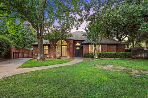 2412 Cross Timbers Trl, Arlington, TX 76006