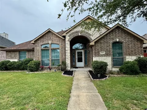 3166 Market Center Dr, Rockwall, TX 75032